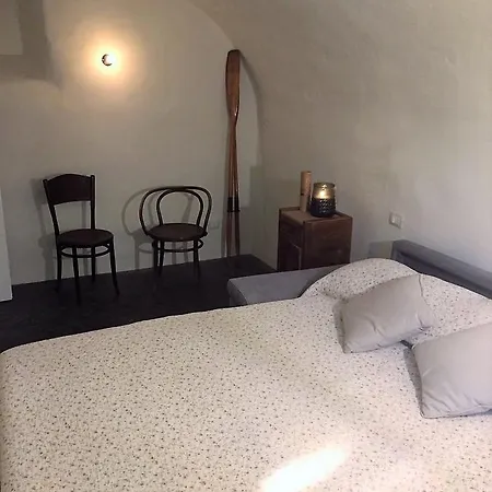 Al Vecchio Porto Casa A Cannero * Cannero Riviera