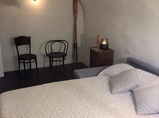 Al Vecchio Porto Casa A Cannero * Cannero Riviera